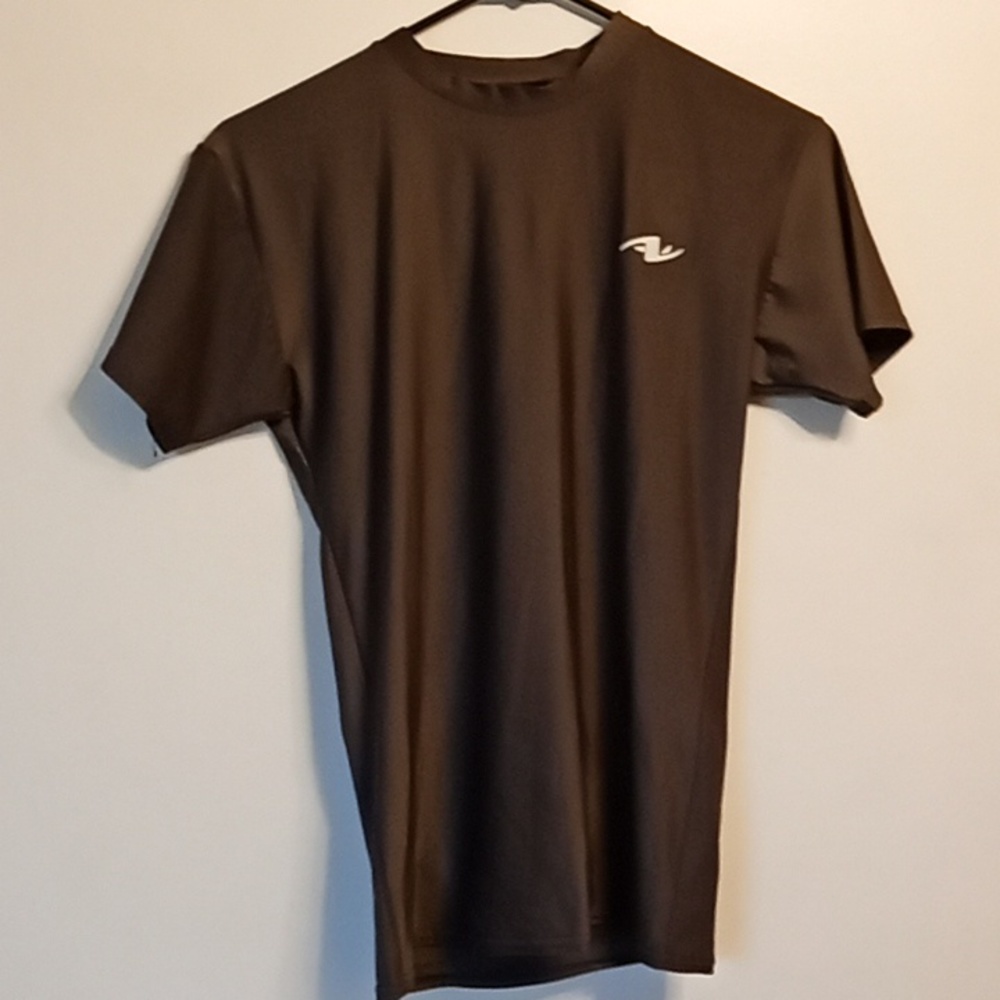 Youth Athletic Works Shirt Size Medium